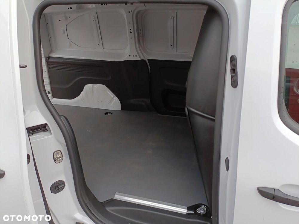 Toyota PROACE CITY - 13