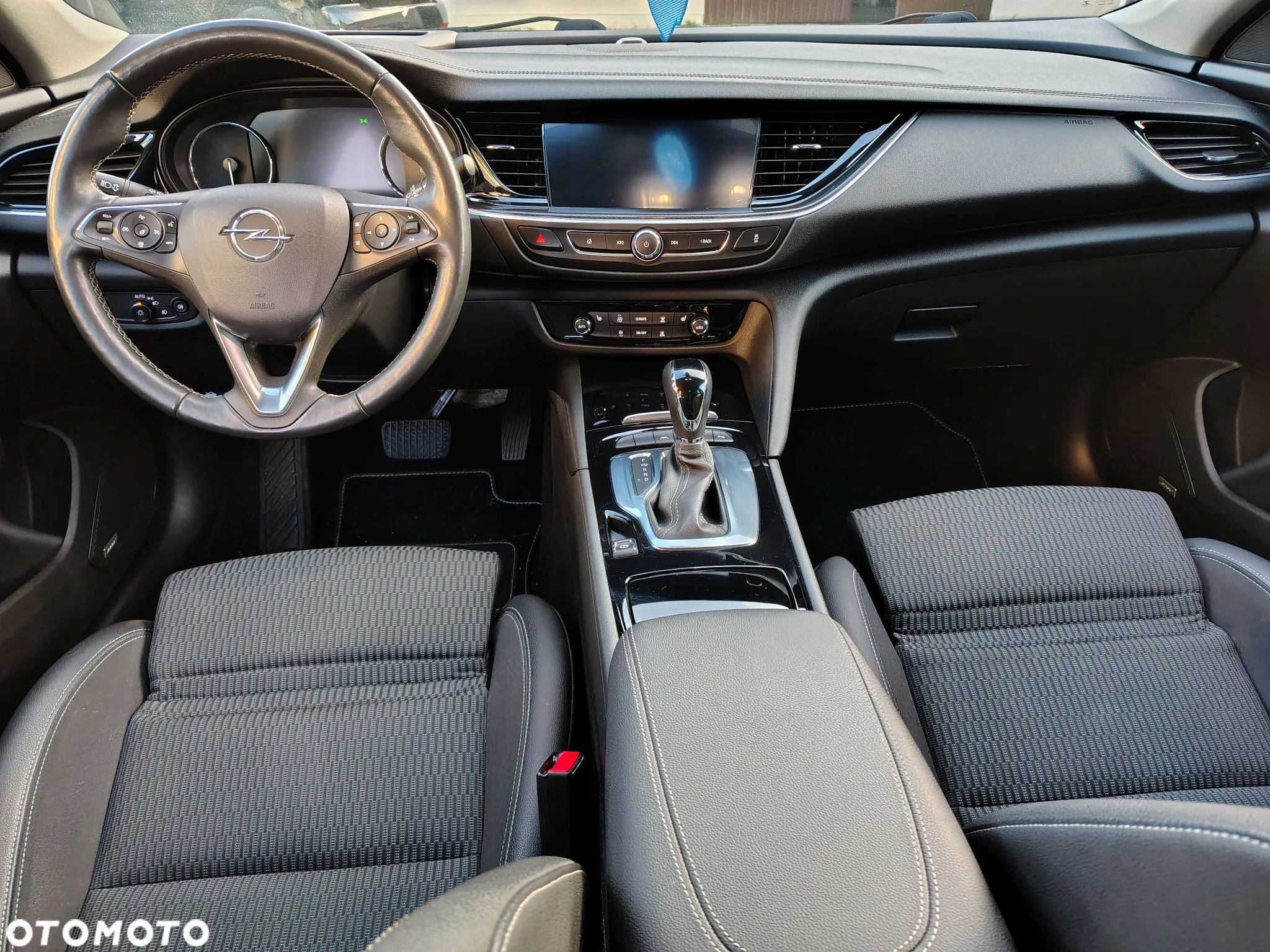 Opel Insignia Grand Sport 2.0 Diesel Automatik Business Elegance - 14