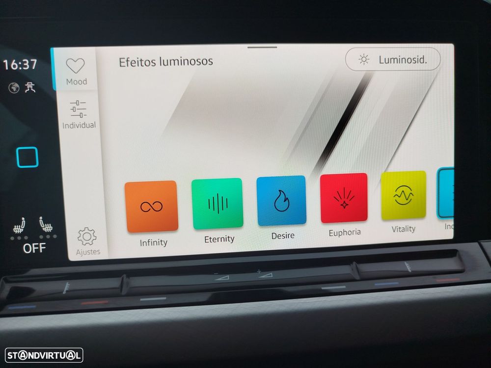 VW Golf Variant 2.0 TDi Life - 44