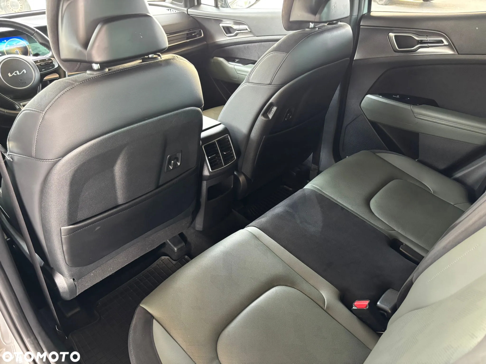 Kia Sportage 1.6 T-GDI Anniversary 2WD DCT - 12