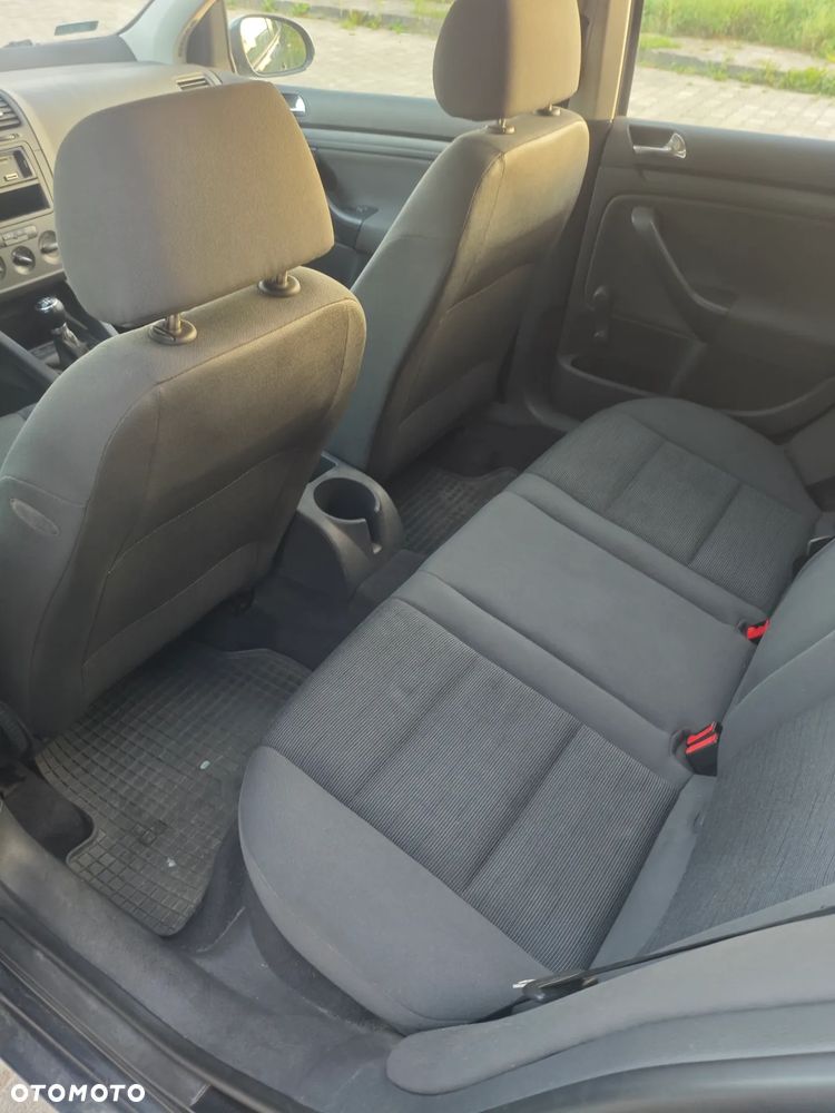 Volkswagen Golf V 1.4 FSI Trendline - 5