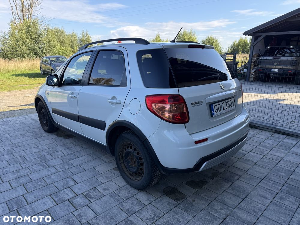 Suzuki SX4 - 5