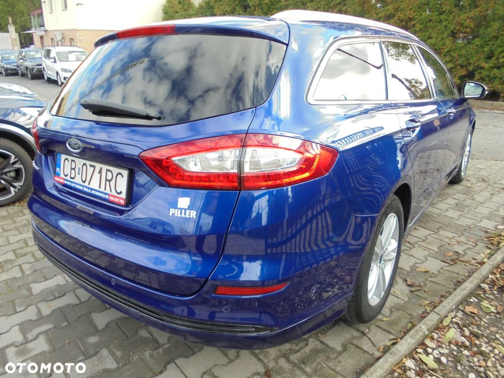 Ford Mondeo 2.0 TDCi Titanium PowerShift - 4