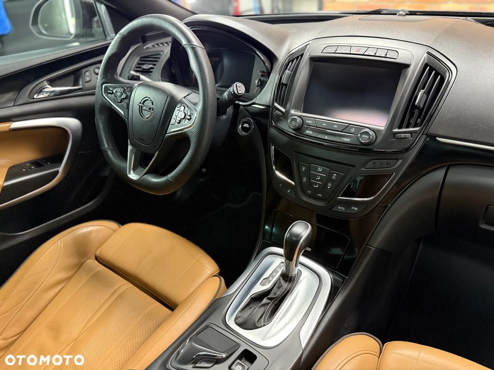 Opel Insignia 2.0 Bi Turbo CDTI 4x4 - 22