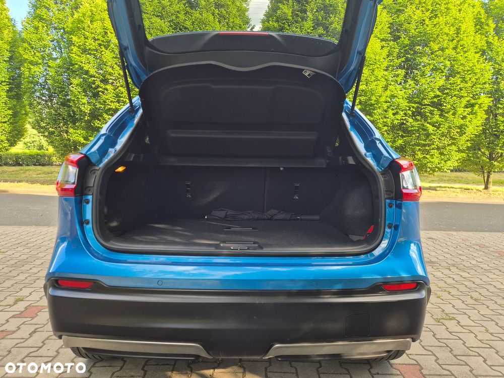 Nissan Qashqai 1.2 DIG-T N-Connecta EU6 - 11