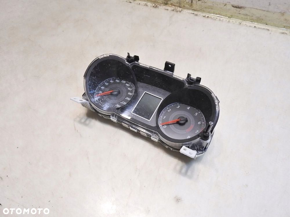 LICZNIK MITSUBISHI LANCER VIII 1.8 16V 8100B127B - 7