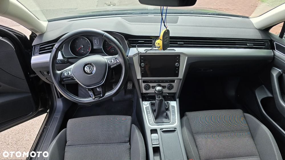 Volkswagen Passat Variant - 30