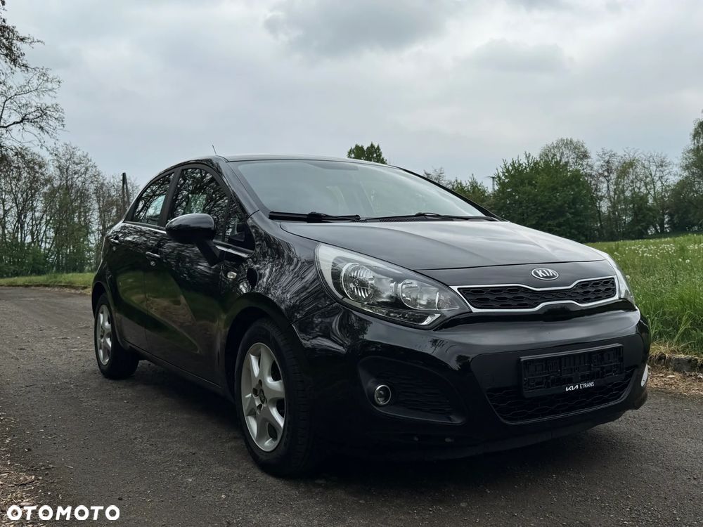 Kia Rio - 1