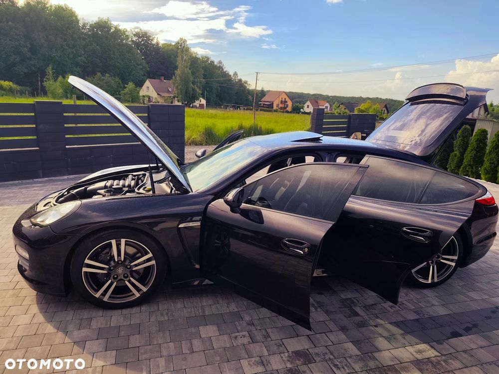 Porsche Panamera 4 PDK - 19