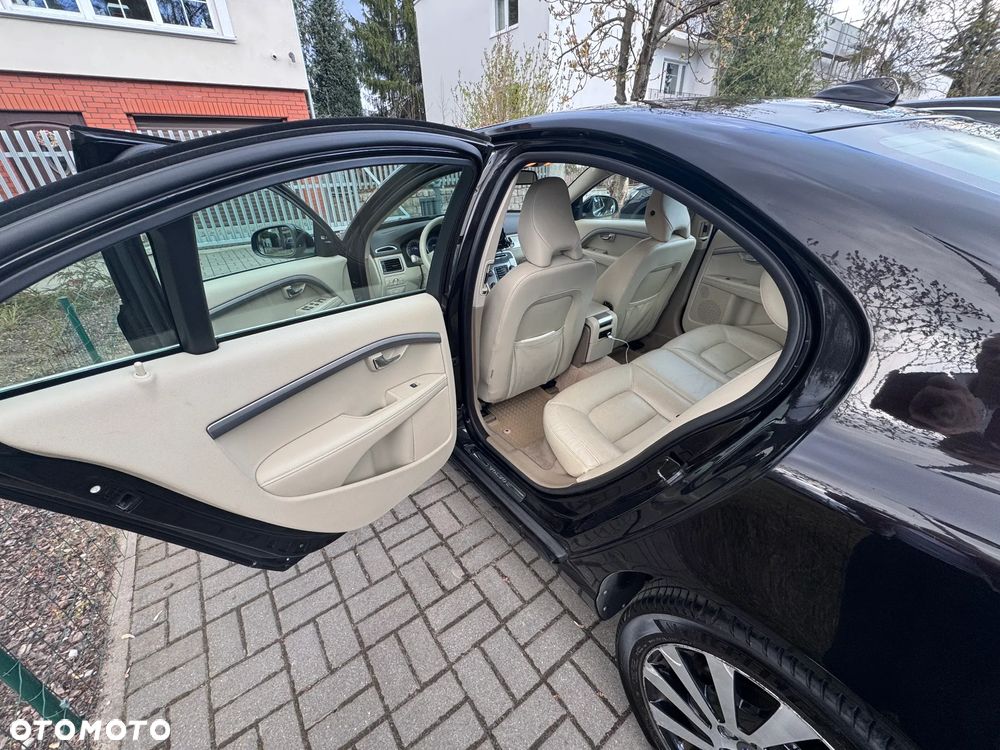 Volvo S80 D5 Momentum - 11