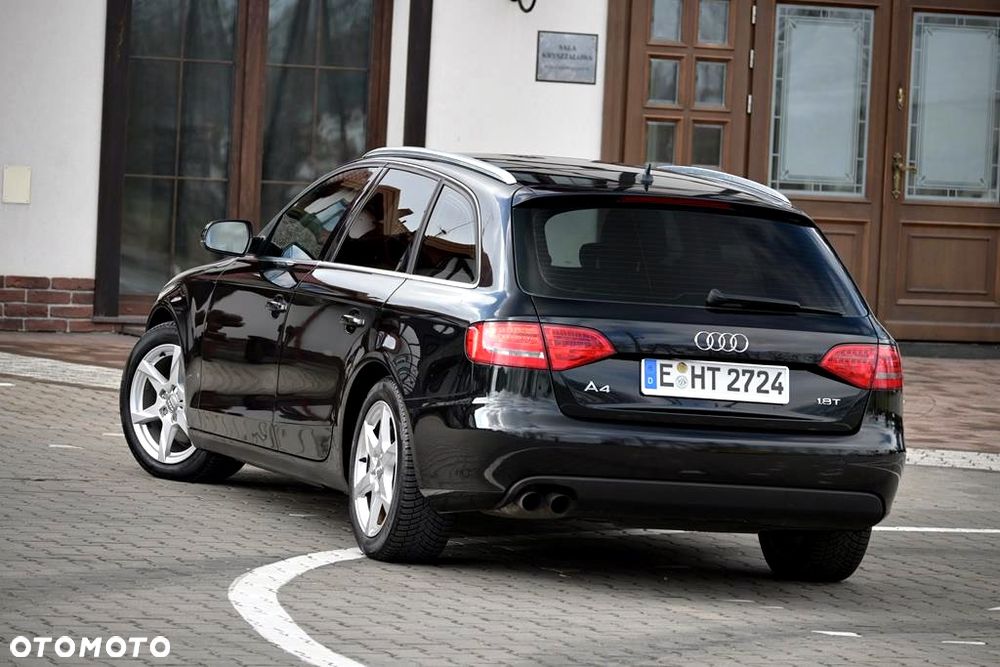 Audi A4 Avant - 22
