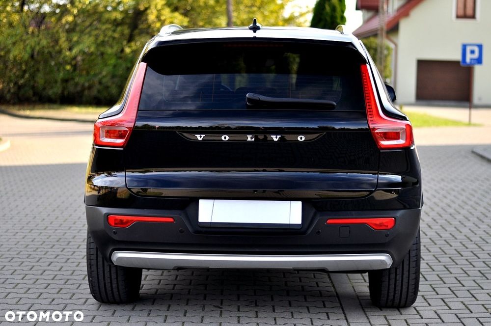 Volvo XC 40 D3 Momentum Pro - 4