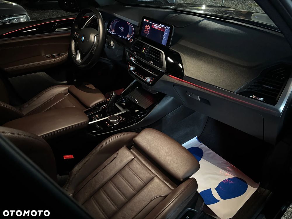 BMW X3 sDrive18d xLine sport - 9