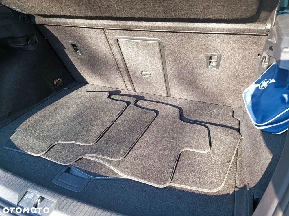 Volkswagen Golf 1.4 TSI BMT Highline DSG - 20