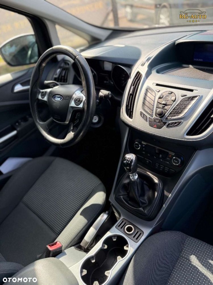Ford Grand C-MAX - 28