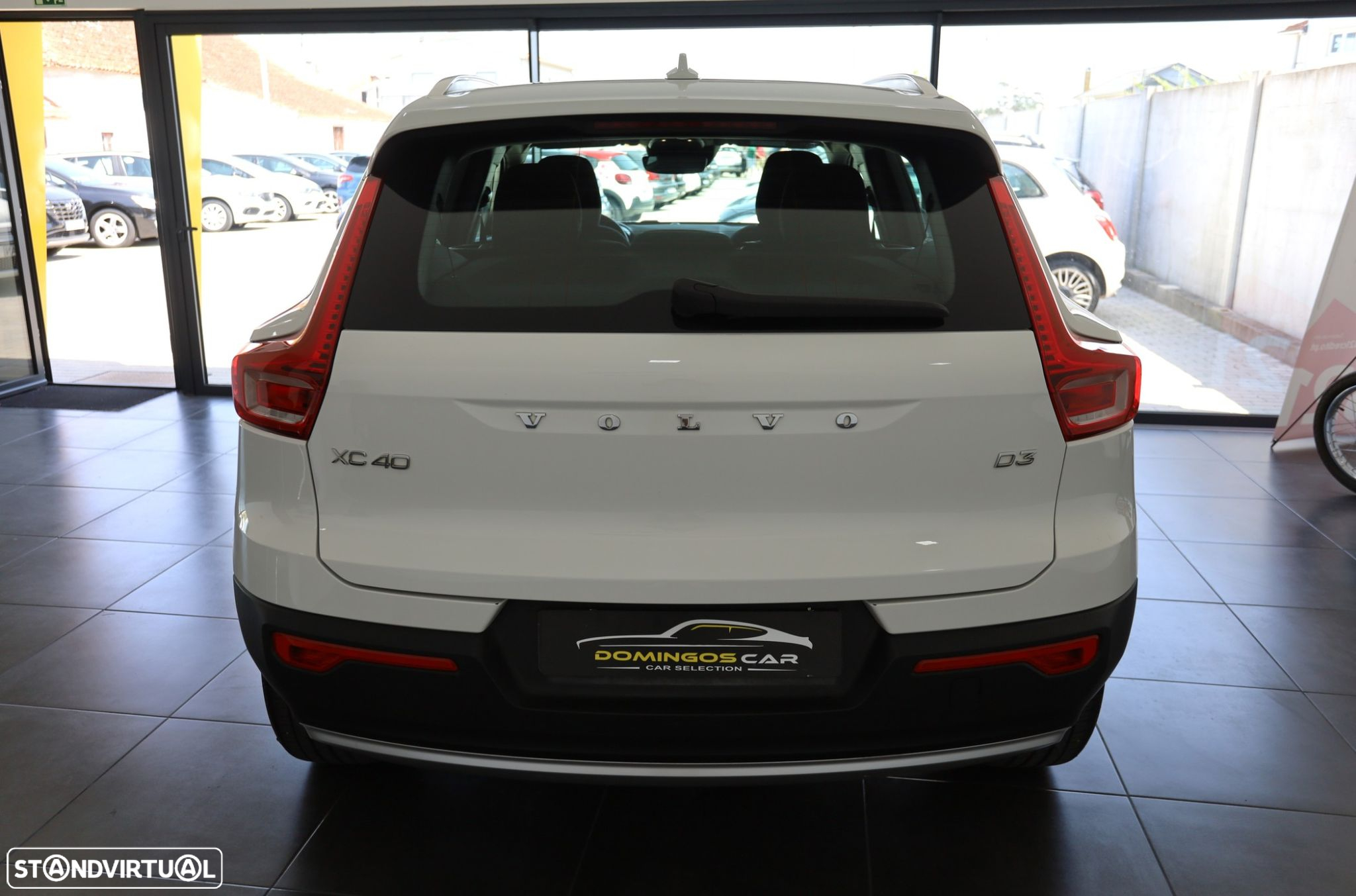 Volvo XC 40 2.0 D3 Momentum - 6