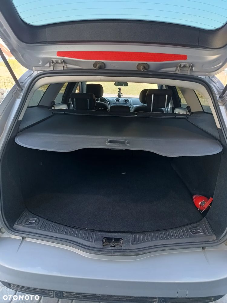 Ford Mondeo 2.0 TDCi ECOnetic Trend - 15