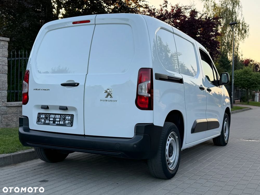 Peugeot PARTNER - 8