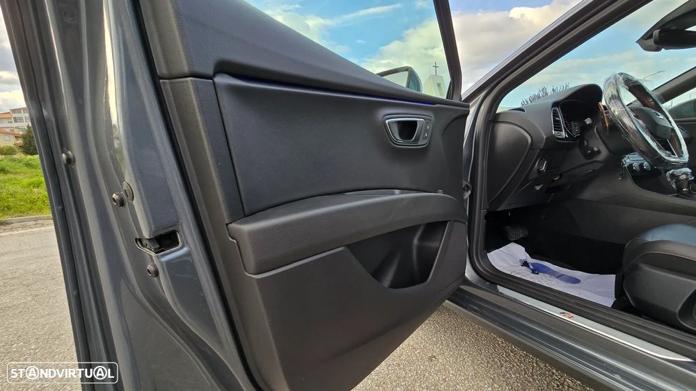 SEAT Leon ST 1.8 TSI S&S DSG FR - 26