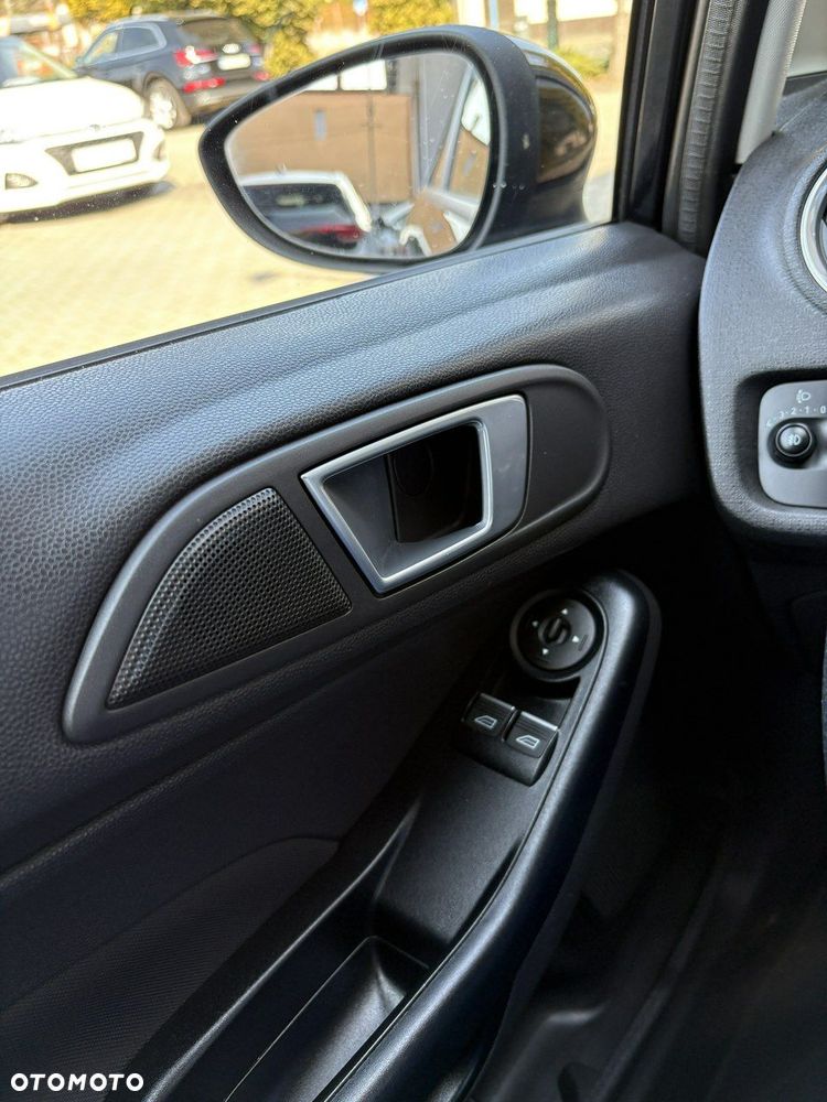 Ford Fiesta - 21