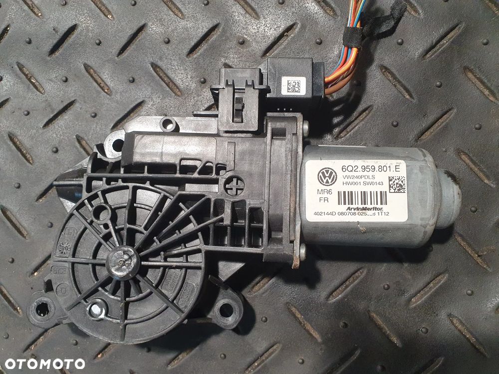SILNIK PODNOSZENIA SZYBY FABIA I LIFT 6Q2959801E PRAWY PRZÓD - 2
