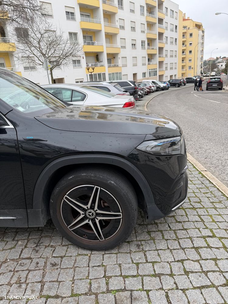 Mercedes-Benz EQB 250 AMG Line - 2