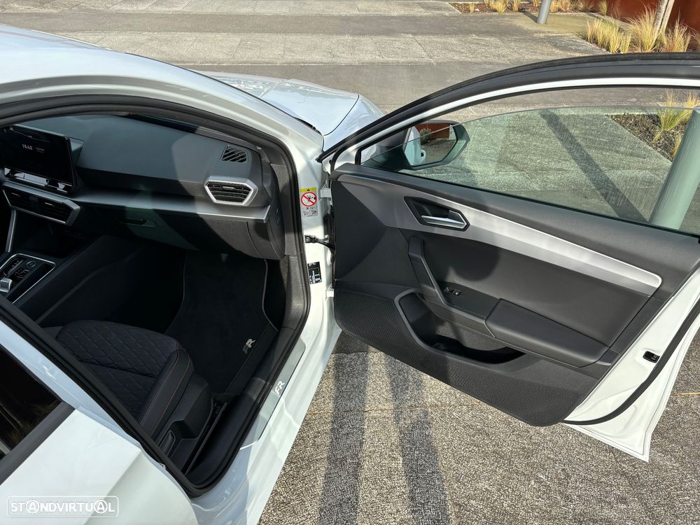 SEAT Leon 1.4 e-Hybrid DSG FR Plus - 17