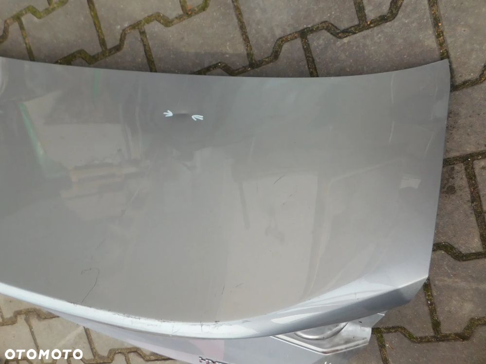 klapa bagażnika TOYOTA COROLLA E21 SEDAN - 3