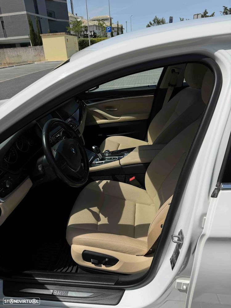 BMW 520 i Auto - 10