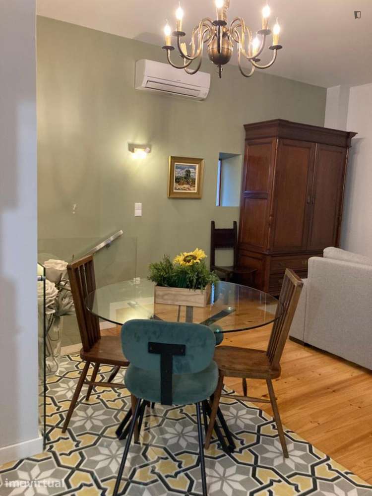 Apartamento com 1 quartos - localizado em Cedofeita Porto - Grande imagem: 4/12