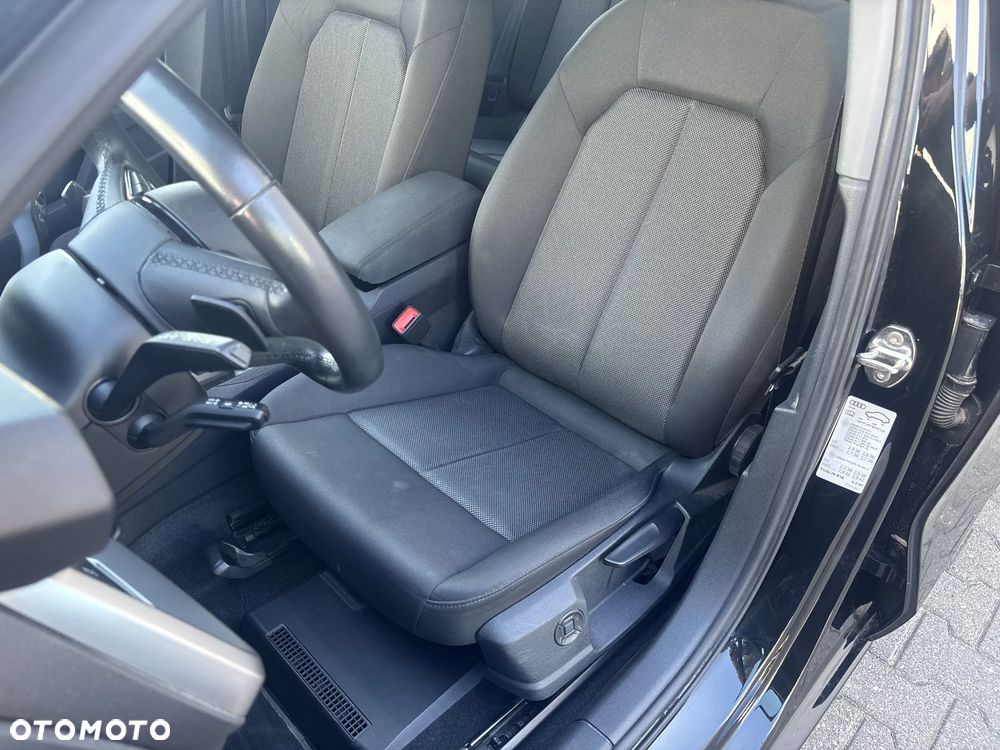 Audi A3 Limousine 35 TFSI mHEV S tronic - 13