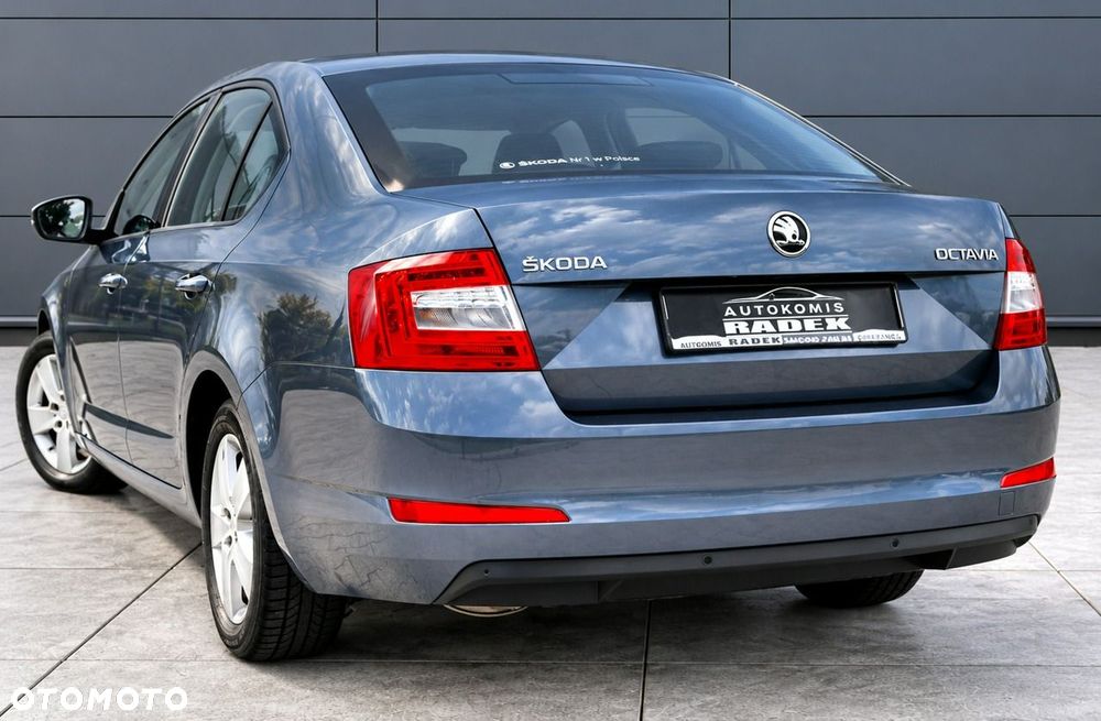 Skoda Octavia 2.0 TDI Edition DSG - 8