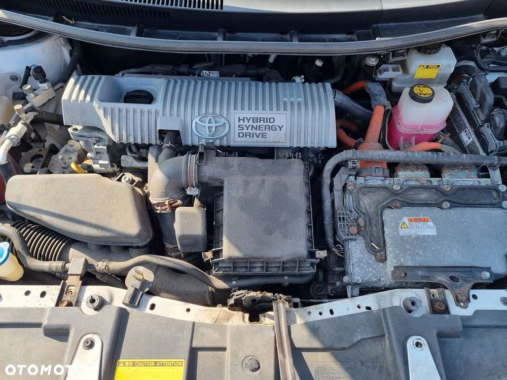 Toyota Auris 1.8 HSD Luna - 18