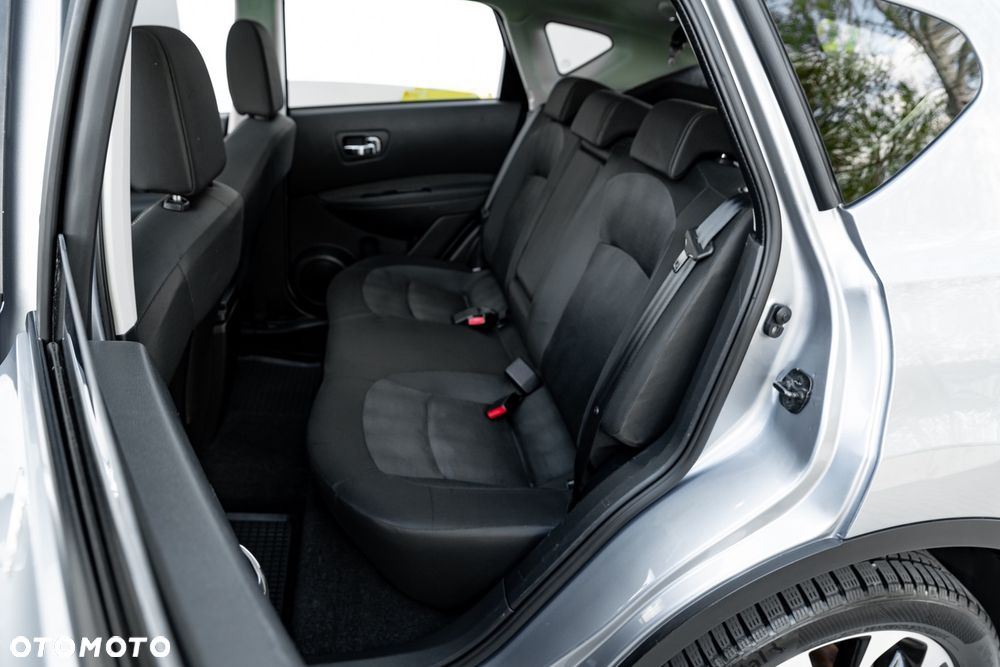 Nissan Qashqai 2.0 4x4 Tekna - 22