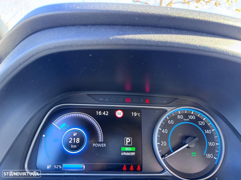 Nissan Leaf - 11