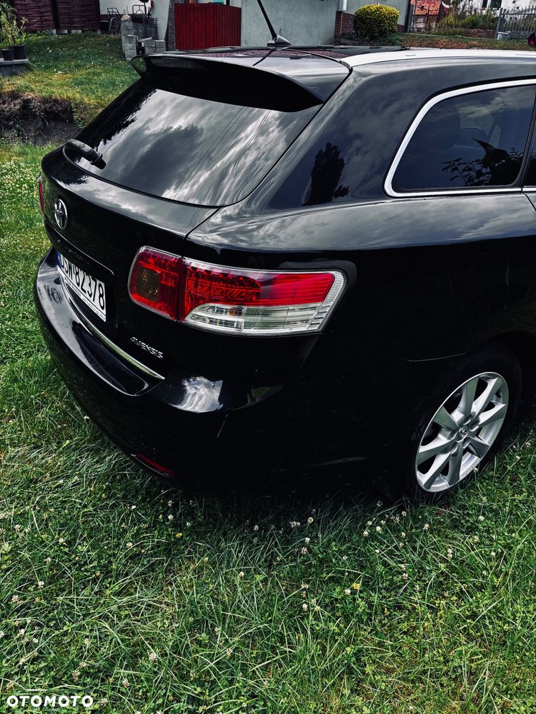 Toyota Avensis 2.0 D-4D Platinium - 3