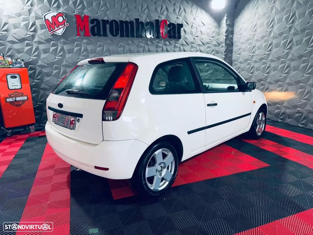 Ford fiesta - 4