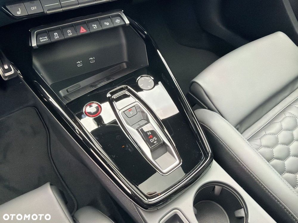 Audi RS3 Limousine TFSI Quattro S tronic - 14