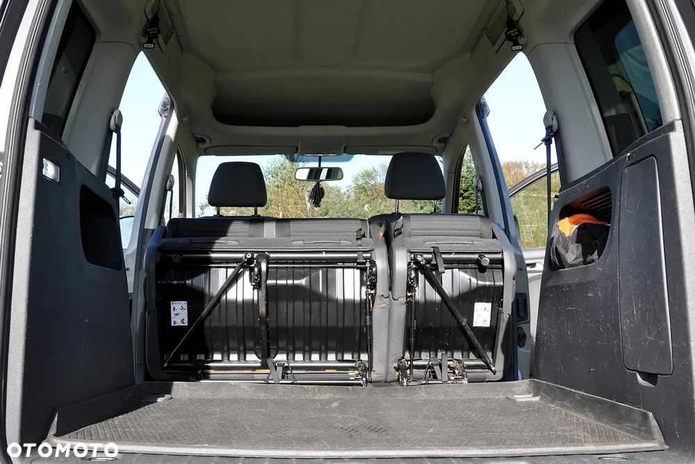 Volkswagen Caddy 2.0 TDI Trendline 4Motion DSG - 10