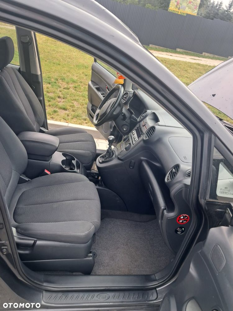 Kia Carens 2.0 CRDi Tour - 8