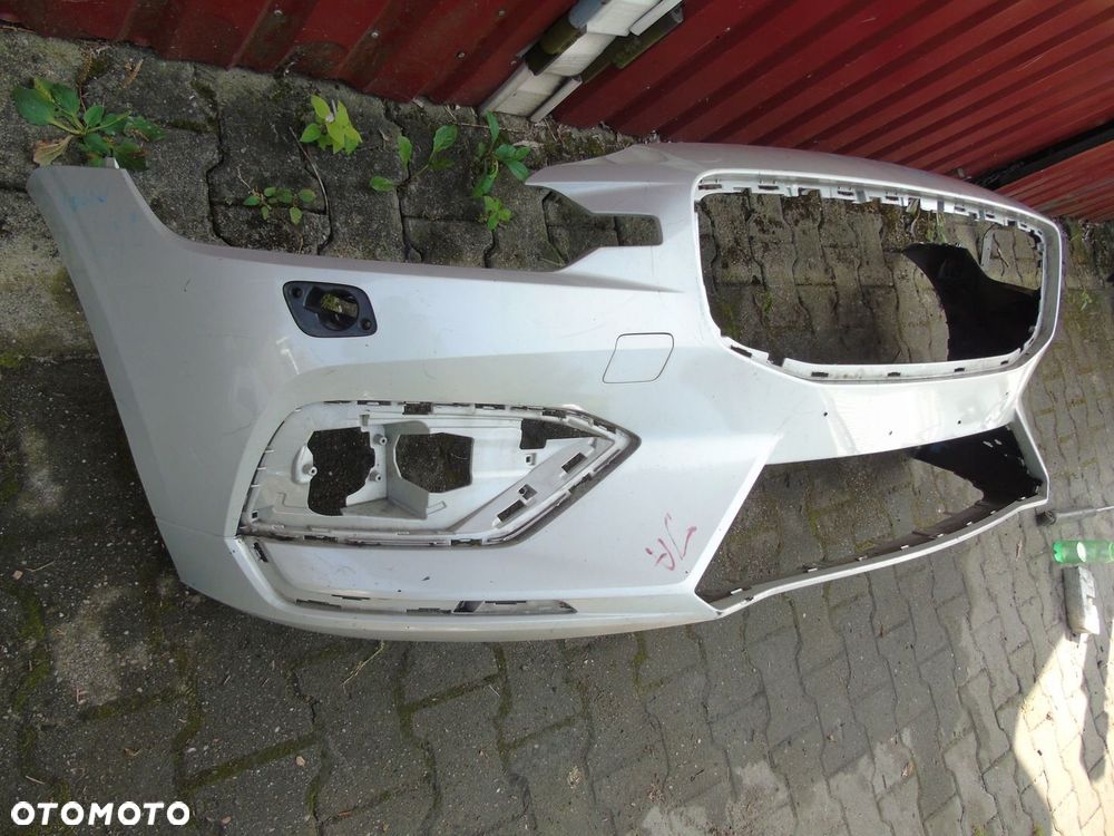 Volvo V60 S60 II zderzak przedni 31690589 - 3