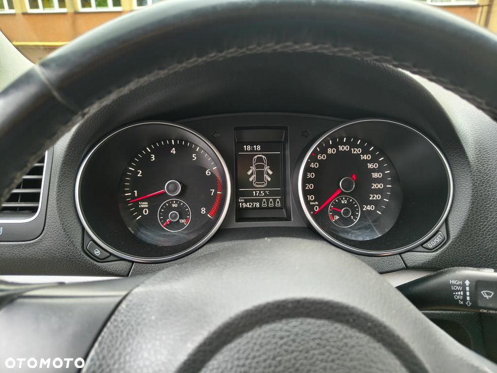 Volkswagen Golf 1.2 TSI BlueMot Comfortline - 11