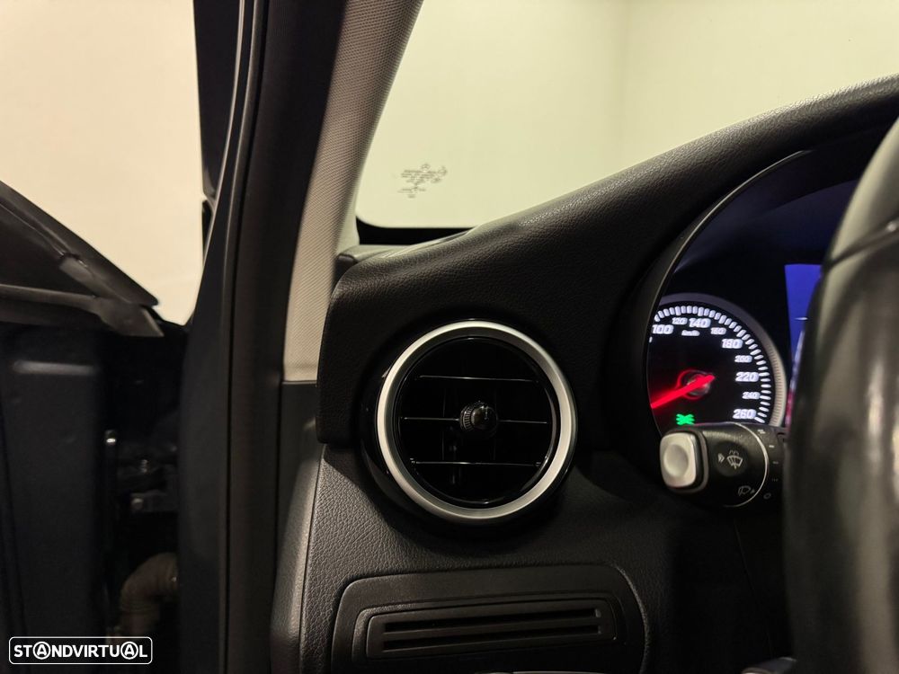 Mercedes-Benz C 200 d Avantgarde - 45