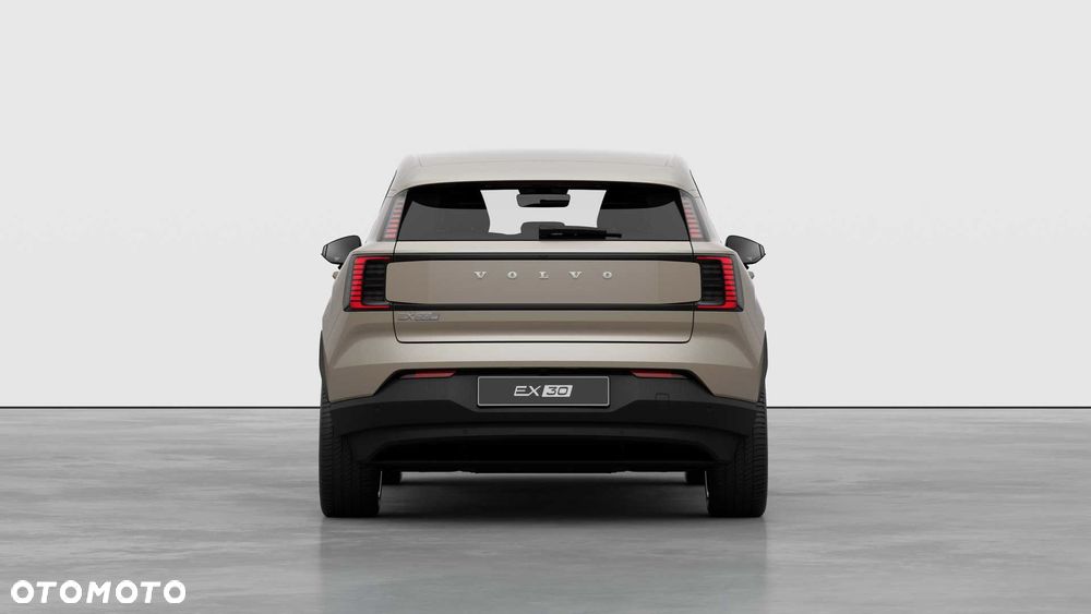 Volvo EX30 69kWh Single Motor Long Range Plus - 4