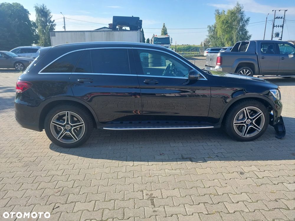 Mercedes-Benz GLC 220 d 4-Matic - 2