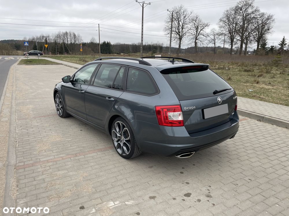 Skoda Octavia 2.0 TDI SCR RS DSG - 6