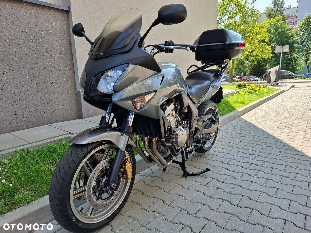 Honda CBF - 7