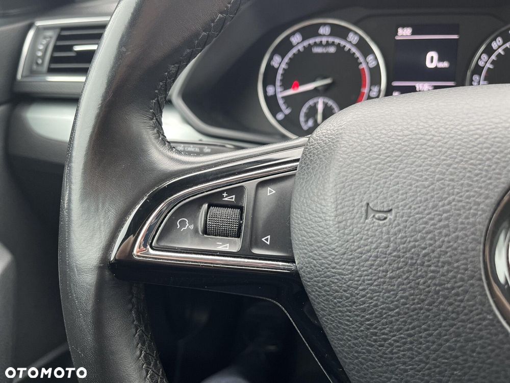 Skoda Superb 1.8 TSI Ambition - 19