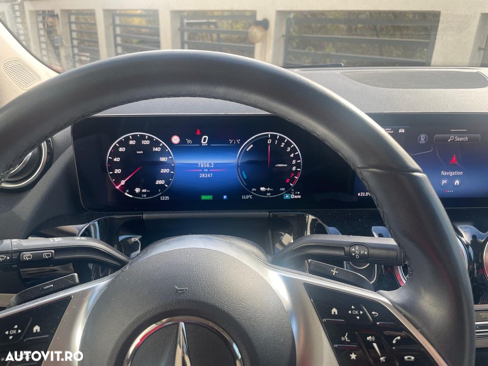 Mercedes-Benz GLA - 5