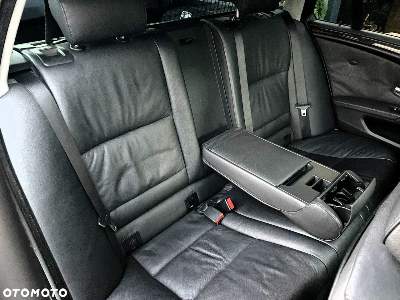BMW Seria 5 520d Touring - 34